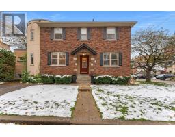 61 BRAESIDE ROAD, Toronto, Ontario