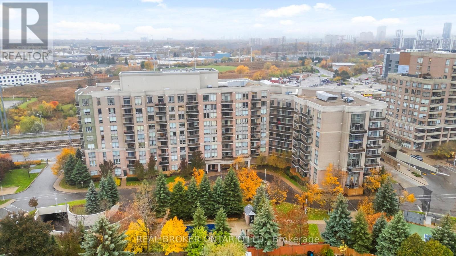 601 - 1720 EGLINTON AVENUE E, Toronto, Ontario