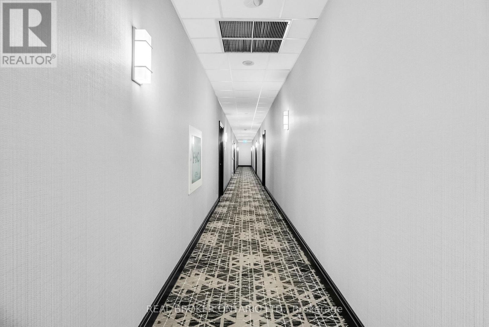 601 - 1720 Eglinton Avenue E, Toronto, Ontario  M4A 2X8 - Photo 6 - C12540866