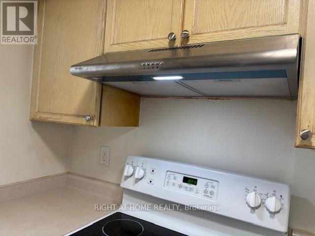 807 - 1 Pemberton Avenue, Toronto, Ontario  M2M 4L9 - Photo 11 - C12540902