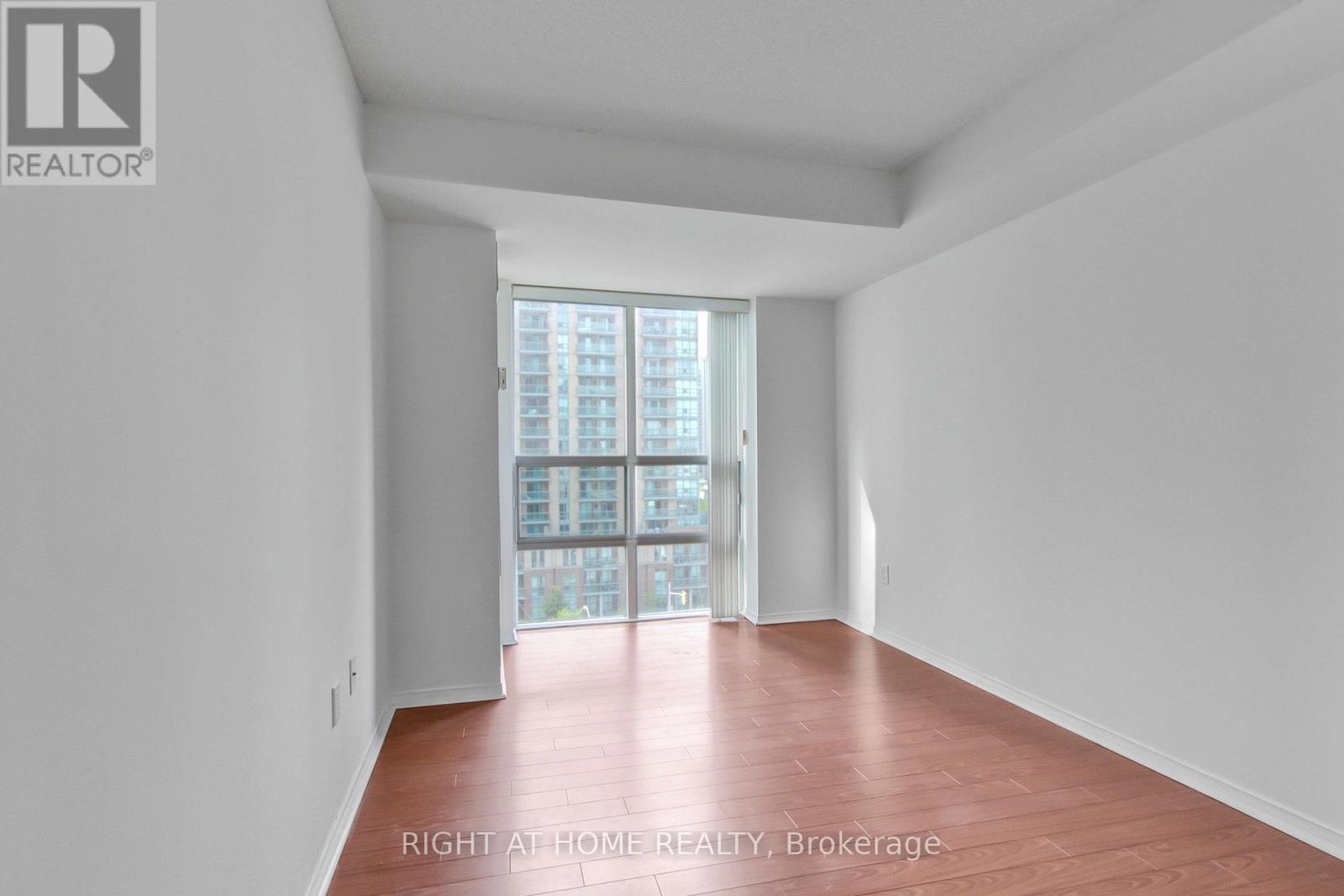 807 - 1 Pemberton Avenue, Toronto, Ontario  M2M 4L9 - Photo 18 - C12540902