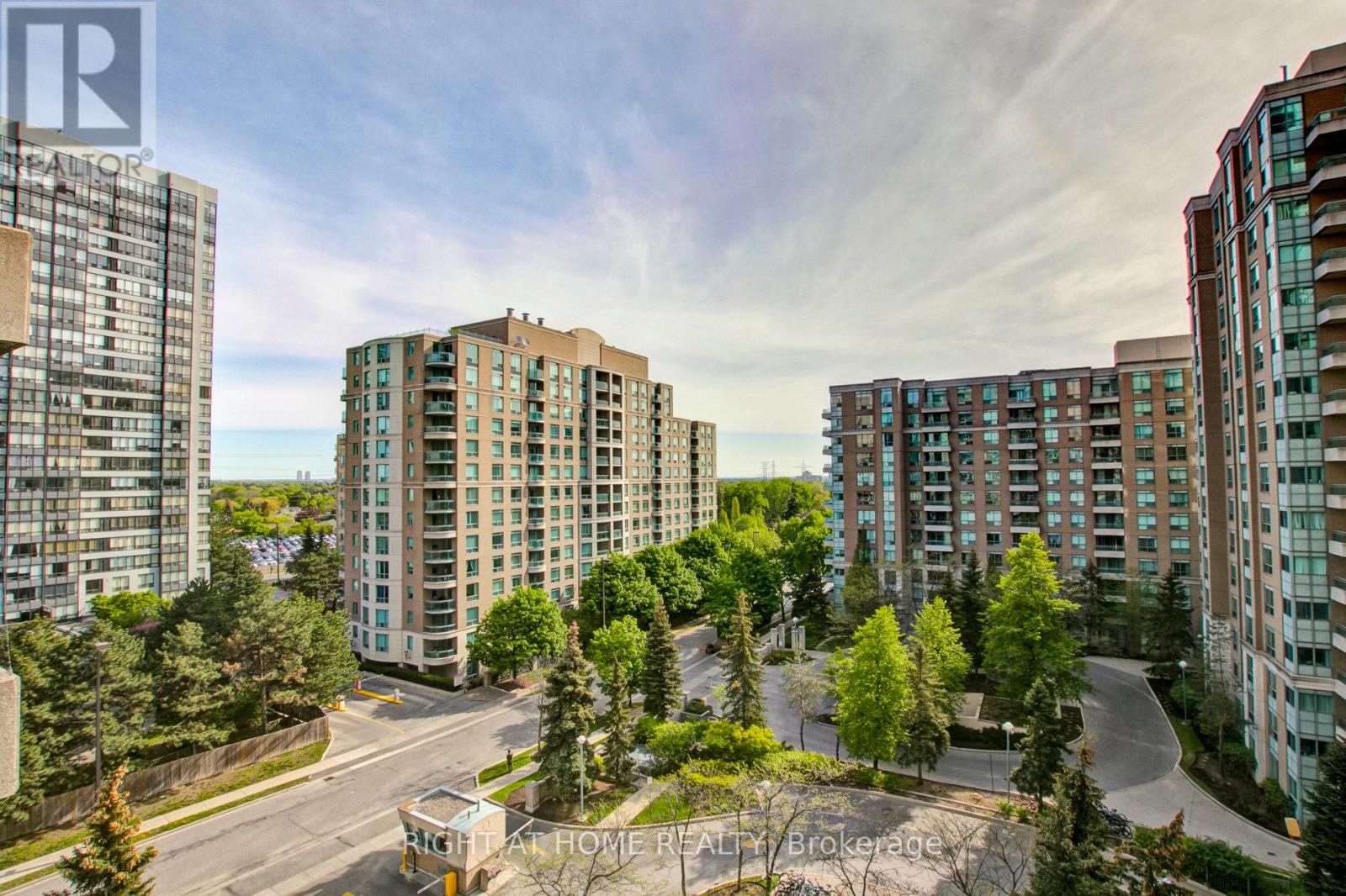 807 - 1 Pemberton Avenue, Toronto, Ontario  M2M 4L9 - Photo 26 - C12540902