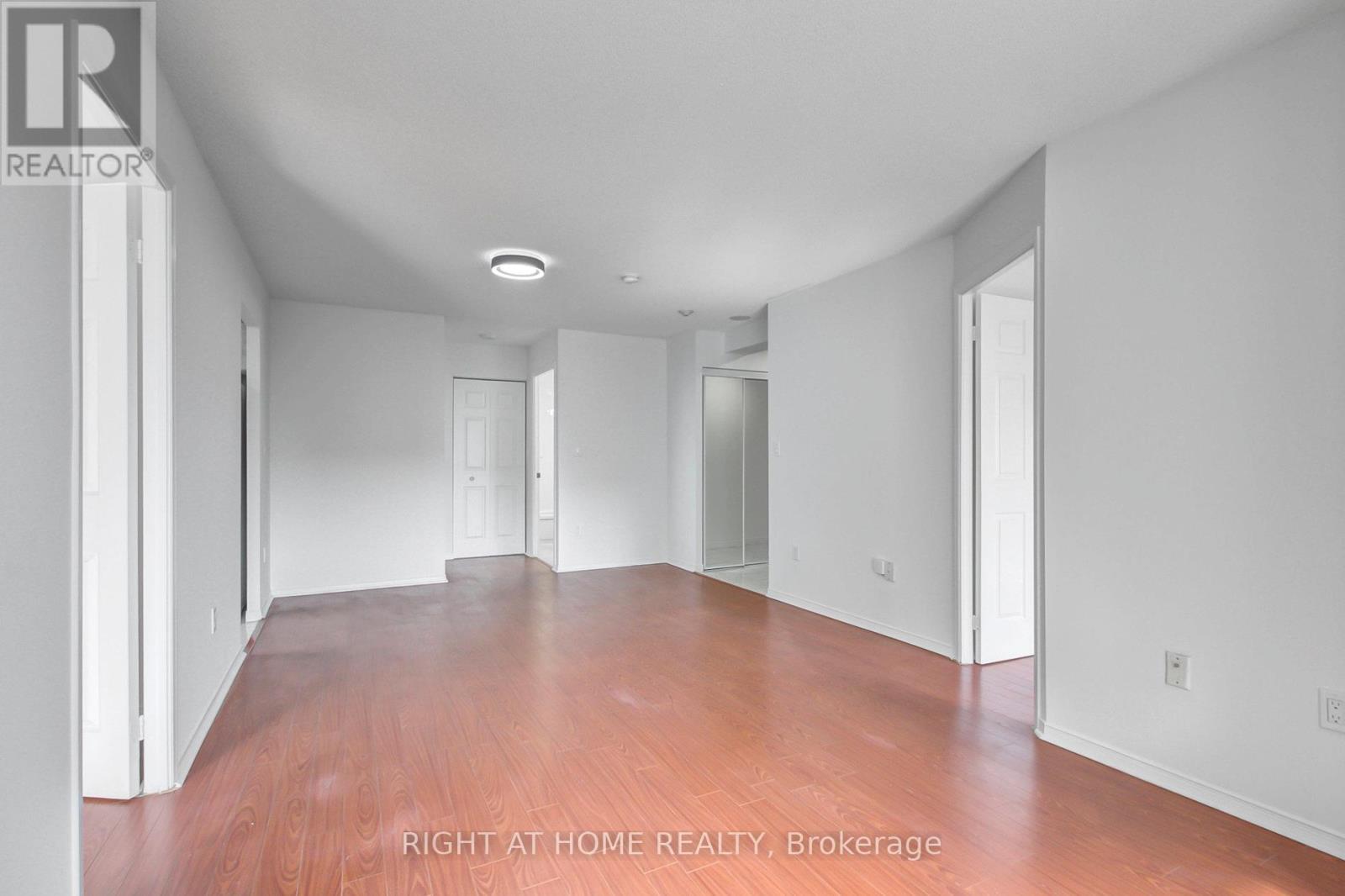 807 - 1 Pemberton Avenue, Toronto, Ontario  M2M 4L9 - Photo 8 - C12540902