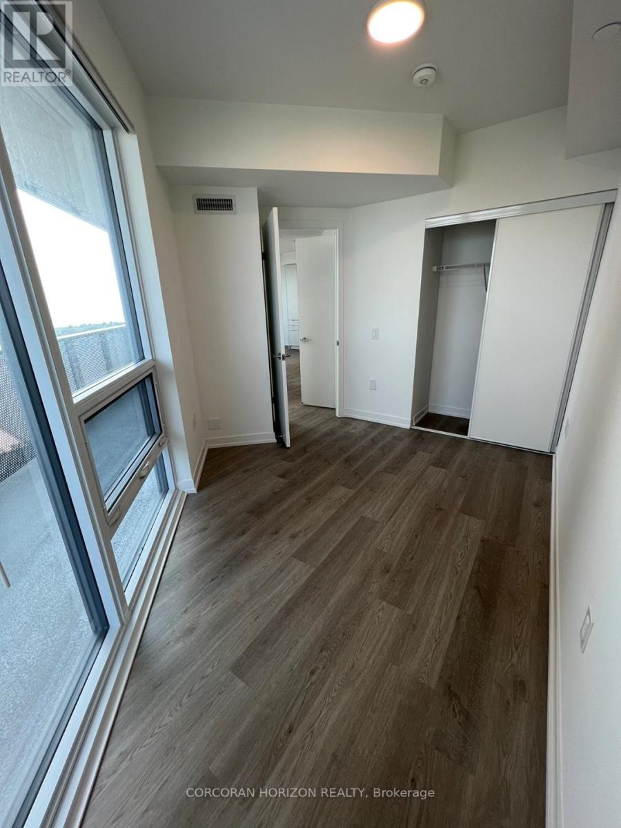 5708 - 55 Cooper Street, Toronto, Ontario  M5G 0G1 - Photo 12 - C12540916