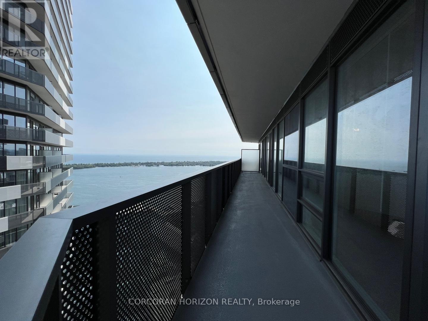 5708 - 55 Cooper Street, Toronto, Ontario  M5G 0G1 - Photo 14 - C12540916