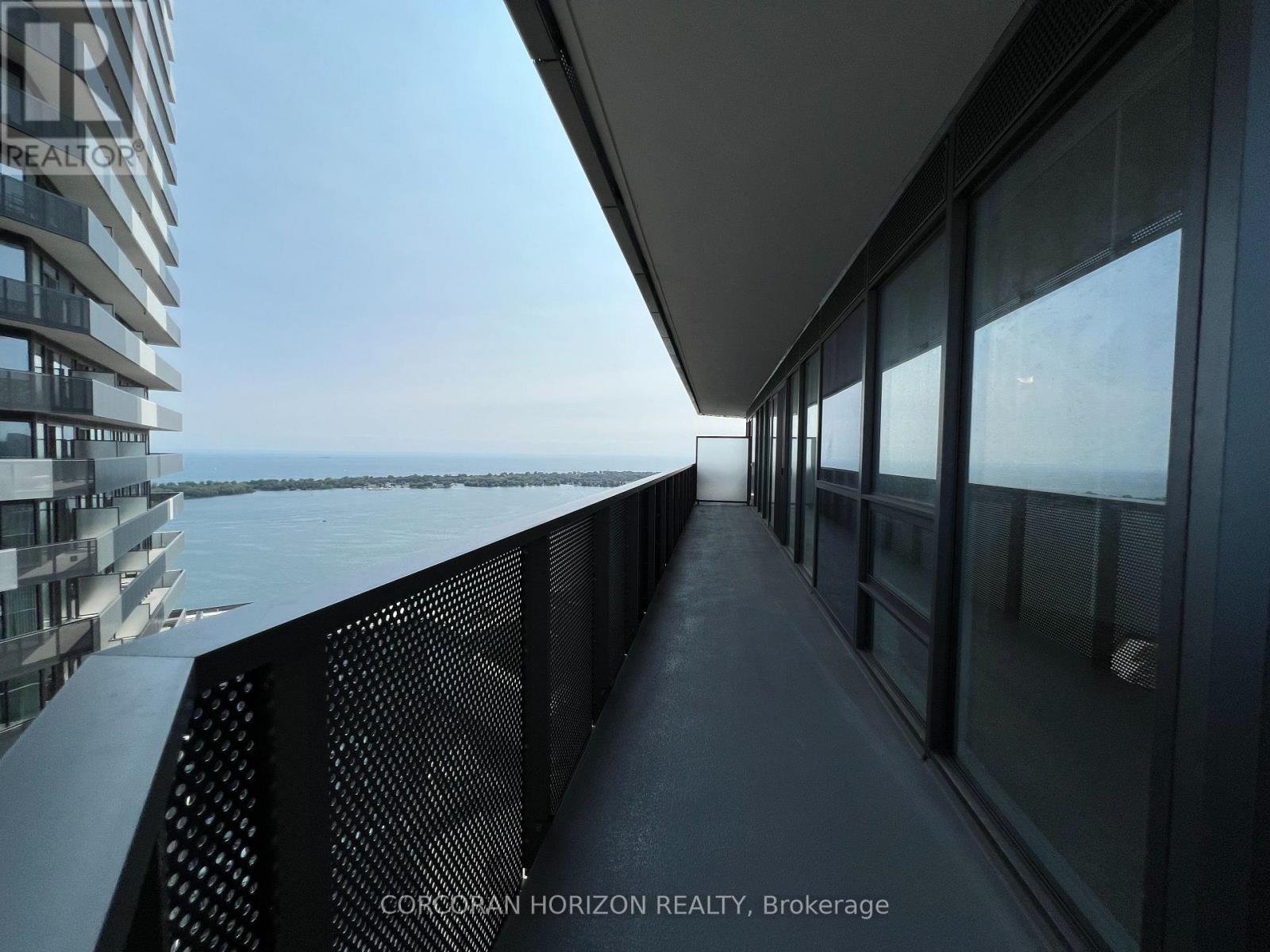 5708 - 55 Cooper Street, Toronto, Ontario  M5G 0G1 - Photo 5 - C12540916