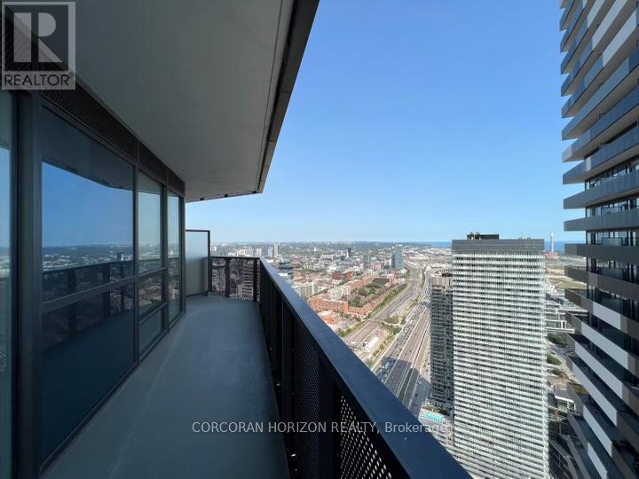 5708 - 55 Cooper Street, Toronto, Ontario  M5G 0G1 - Photo 6 - C12540916