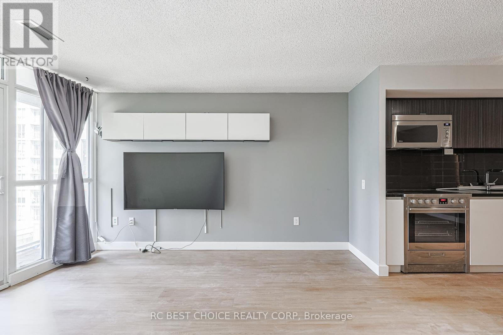 616 - 75 Queens Wharf Road, Toronto, Ontario  M5V 0J8 - Photo 15 - C12540948