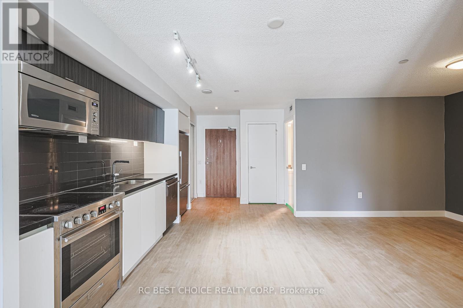 616 - 75 Queens Wharf Road, Toronto, Ontario  M5V 0J8 - Photo 9 - C12540948