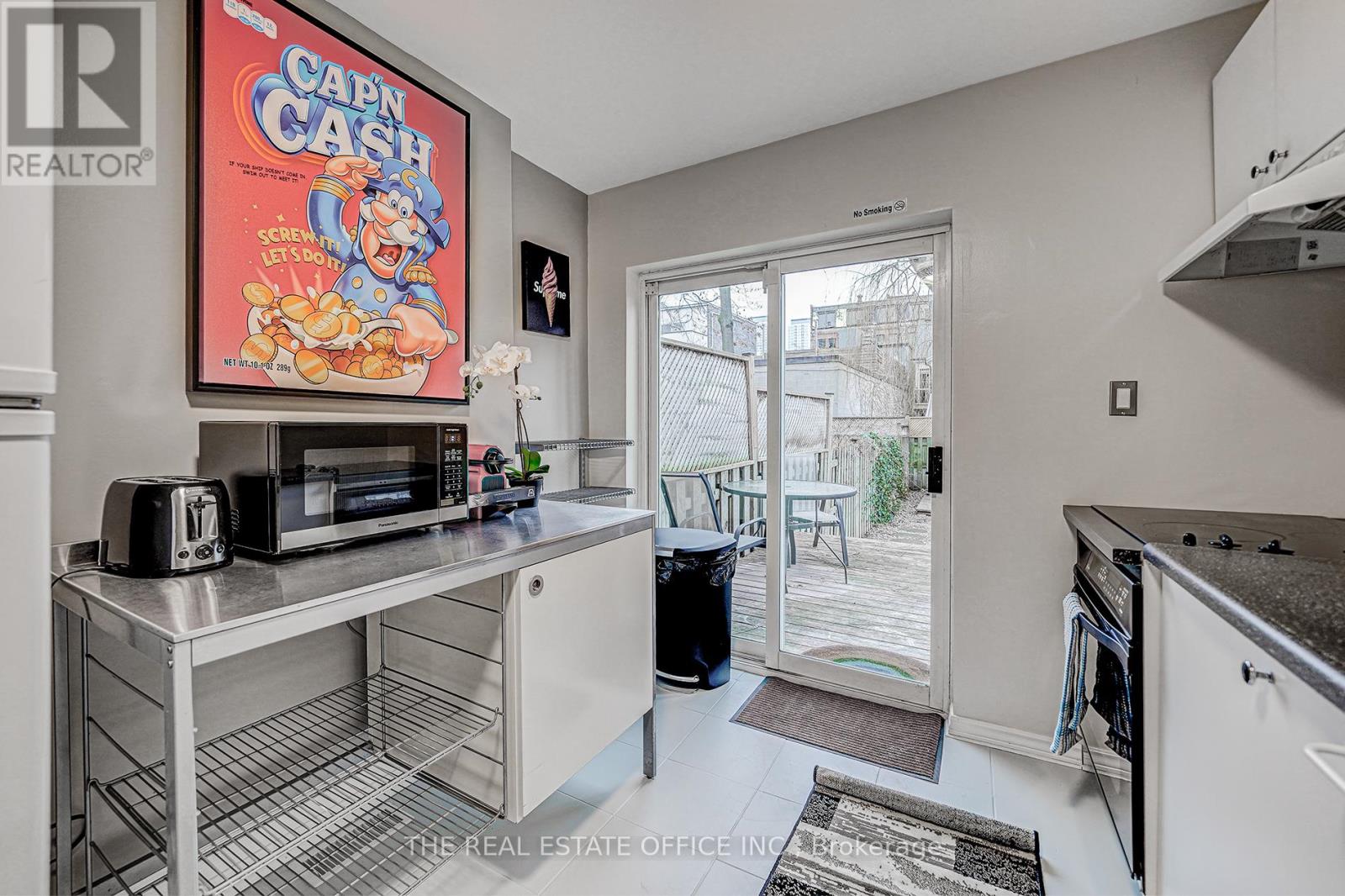 591 Wellington Street W, Toronto, Ontario  M5V 1G3 - Photo 11 - C12541012