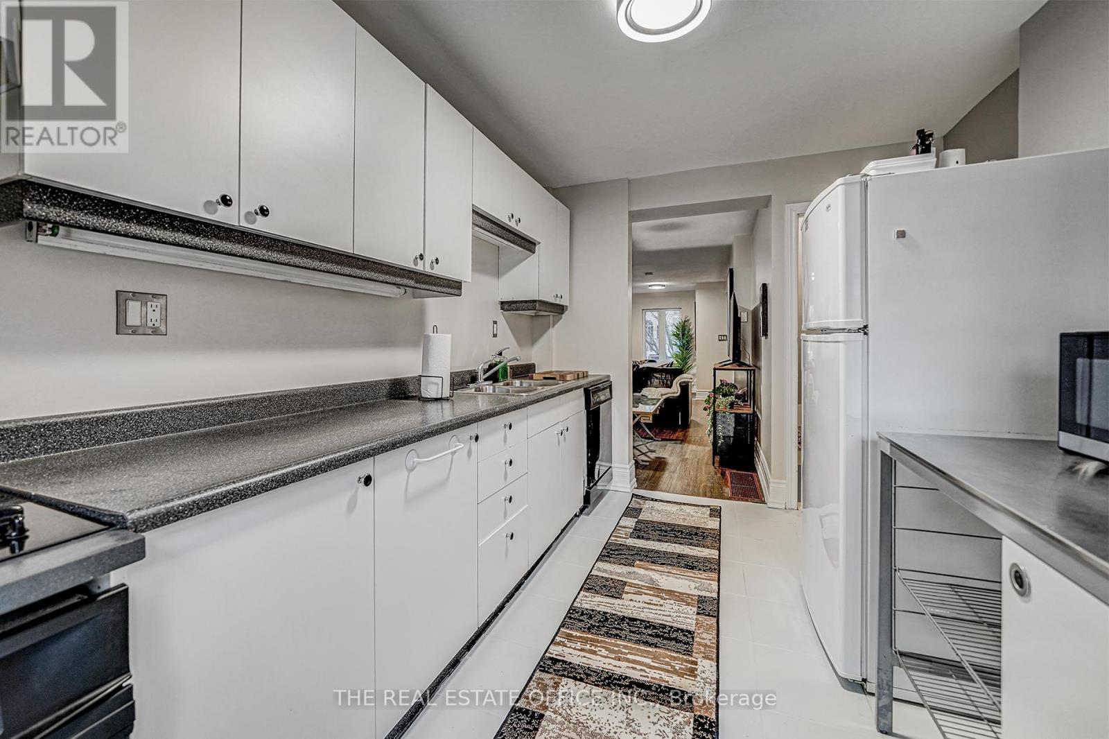 591 Wellington Street W, Toronto, Ontario  M5V 1G3 - Photo 12 - C12541012