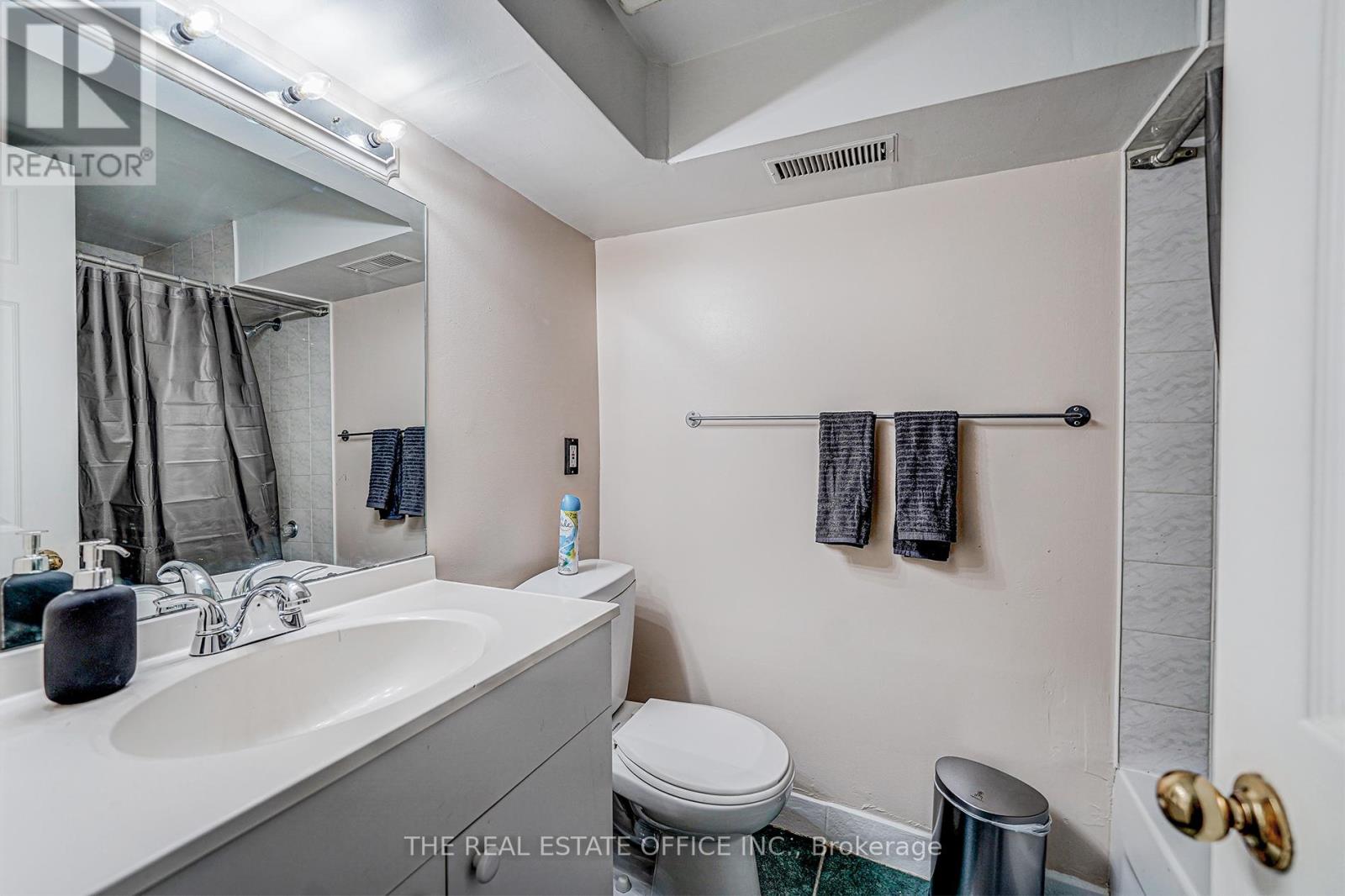 591 Wellington Street W, Toronto, Ontario  M5V 1G3 - Photo 29 - C12541012
