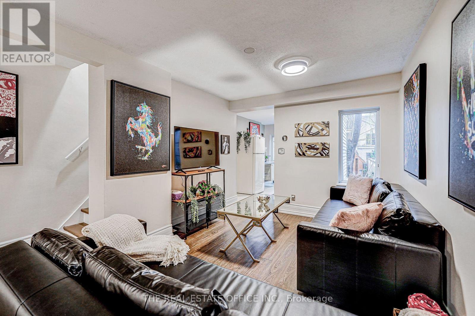 591 Wellington Street W, Toronto, Ontario  M5V 1G3 - Photo 3 - C12541012