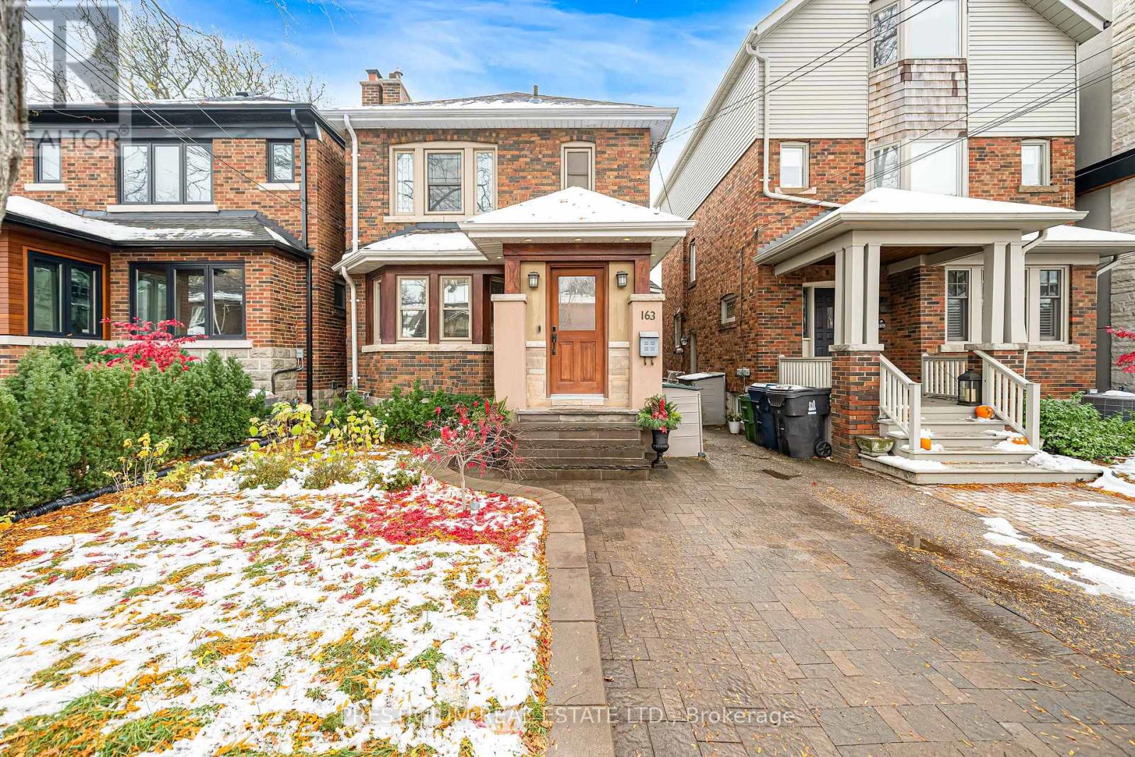 163 Deloraine Avenue, Toronto, Ontario  M5M 2B1 - Photo 2 - C12541016