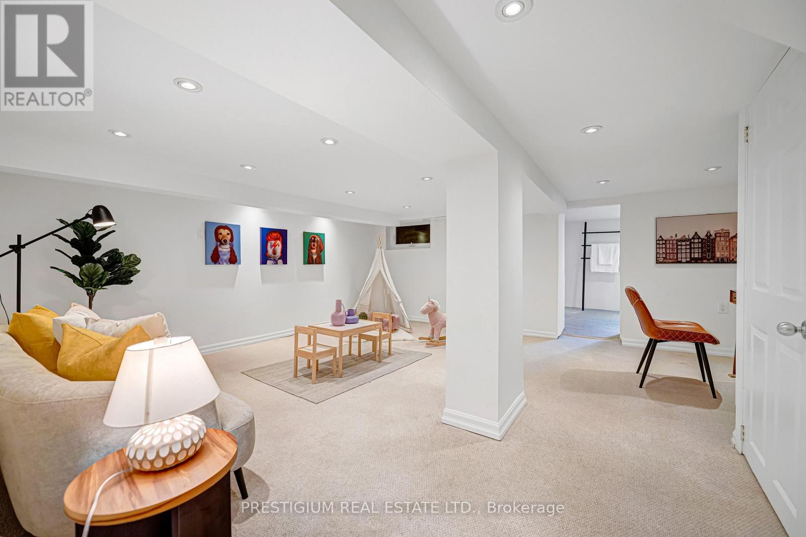 163 Deloraine Avenue, Toronto, Ontario  M5M 2B1 - Photo 25 - C12541016