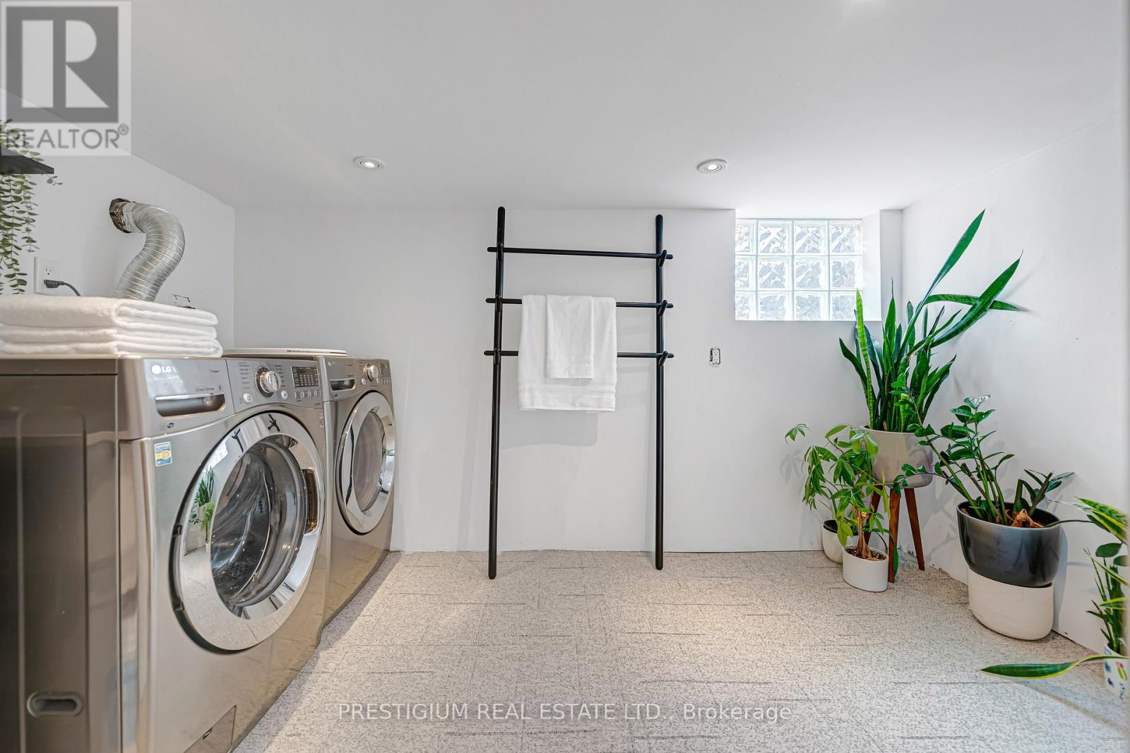 163 Deloraine Avenue, Toronto, Ontario  M5M 2B1 - Photo 27 - C12541016