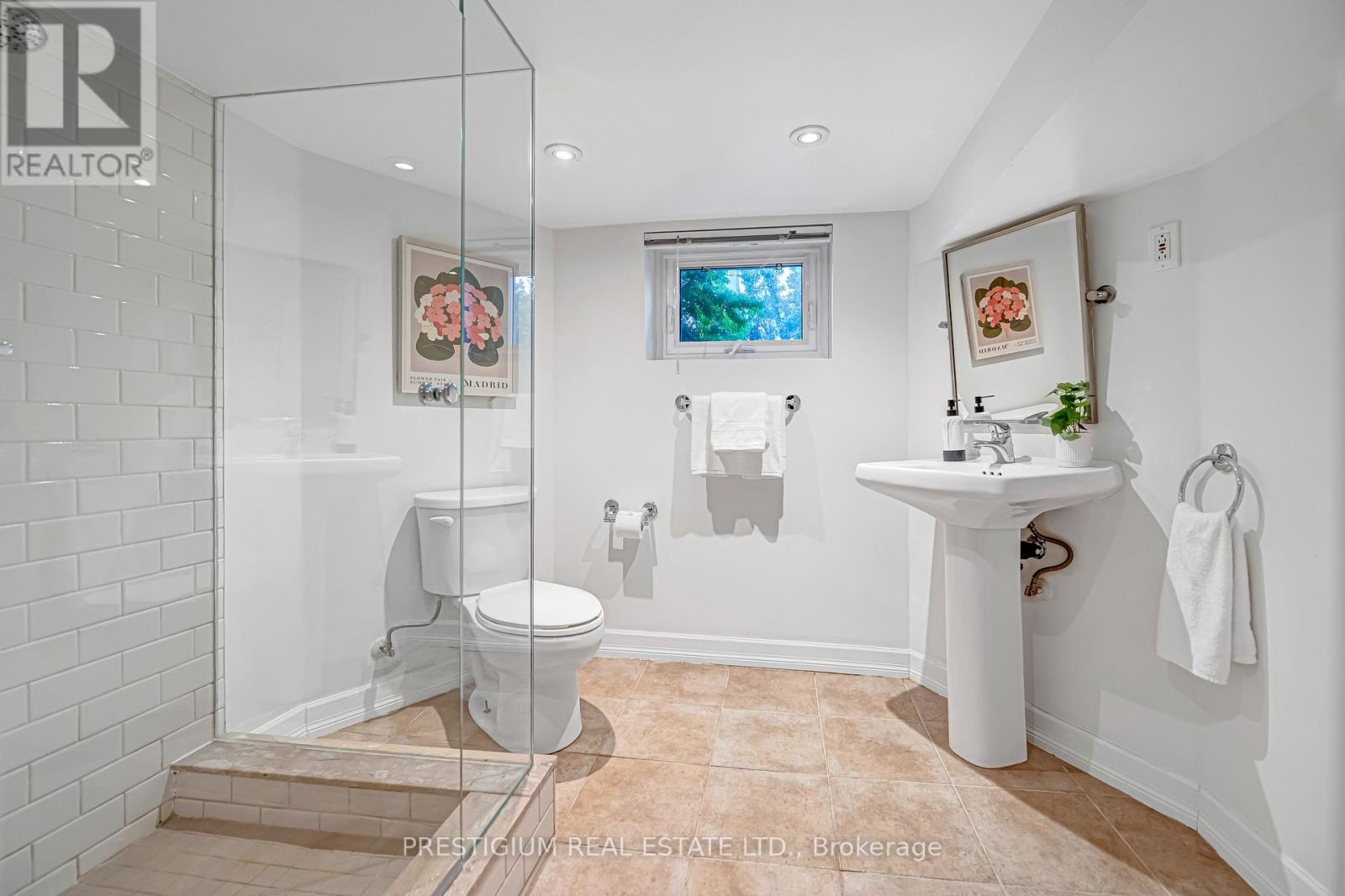 163 Deloraine Avenue, Toronto, Ontario  M5M 2B1 - Photo 28 - C12541016