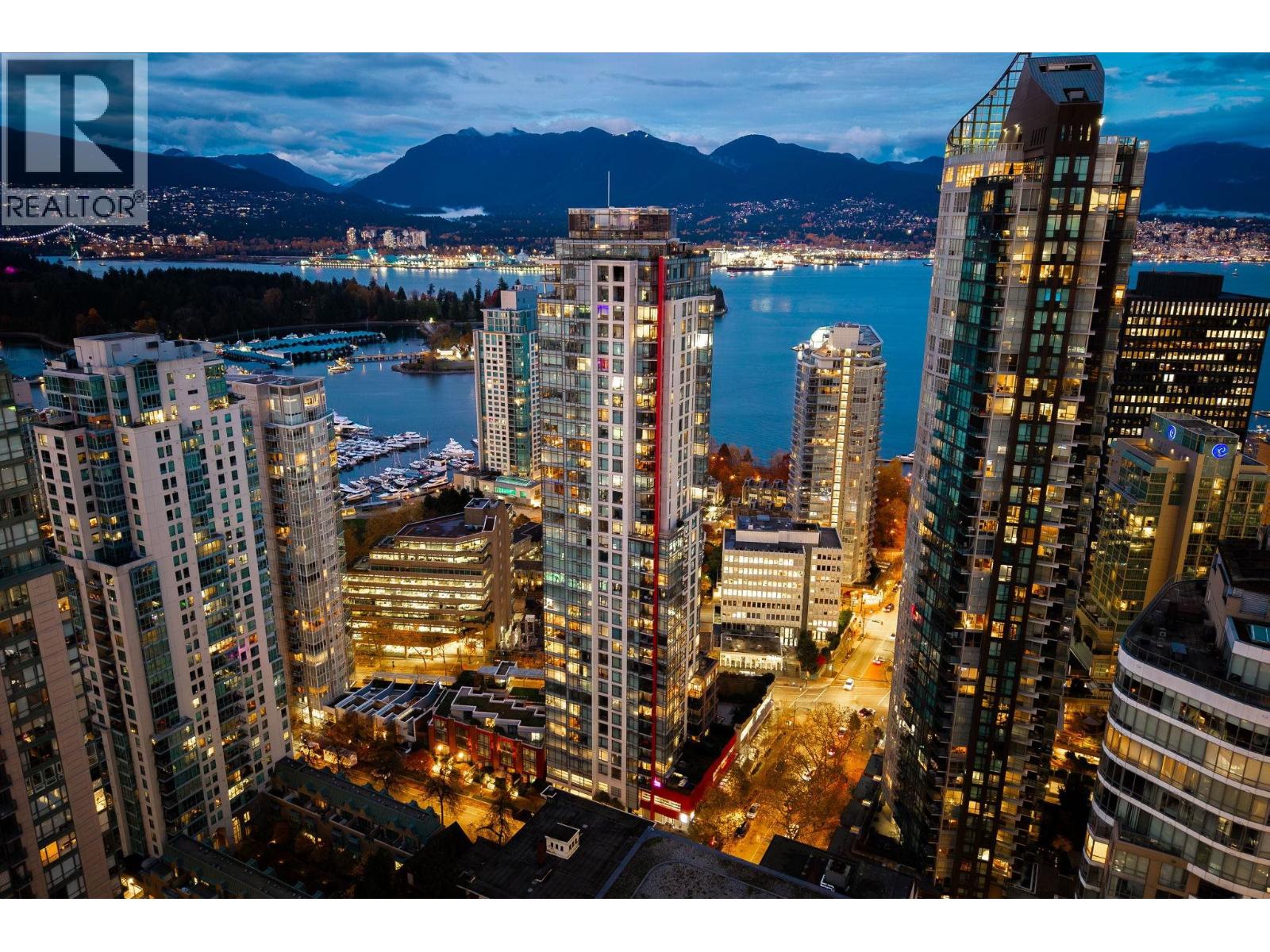 807 1211 MELVILLE STREET, Vancouver, British Columbia