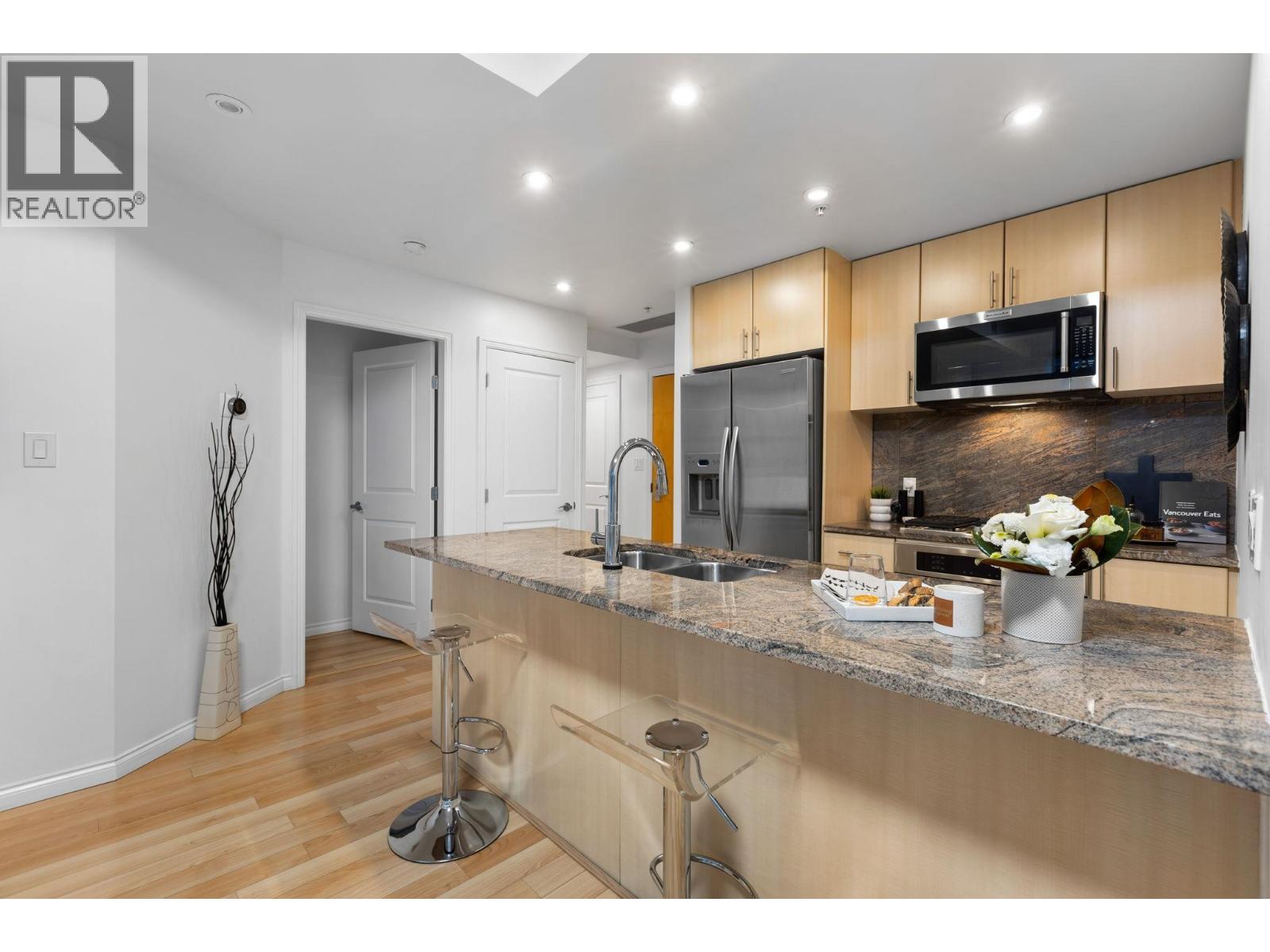 807 1211 Melville Street, Vancouver, British Columbia  V6E 0A7 - Photo 8 - R3066859