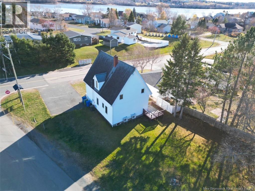 1030 Riverside Drive, Bathurst, New Brunswick  E2A 2M7 - Photo 4 - NB129603