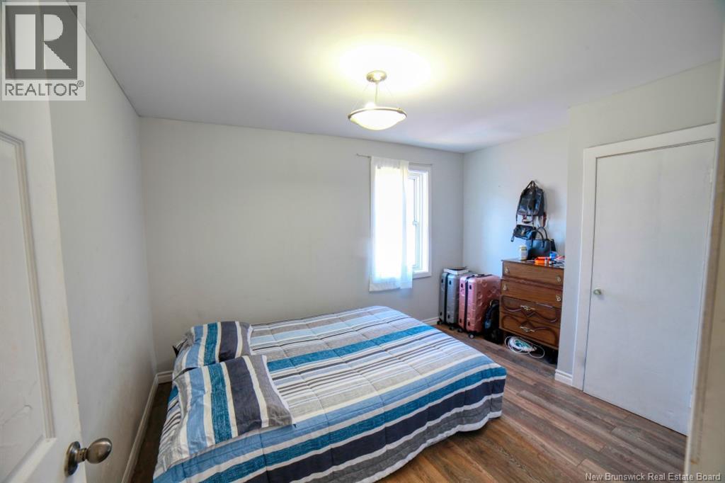 996-998 Riverside Drive, Bathurst, New Brunswick  E2A 2M7 - Photo 7 - NB129602