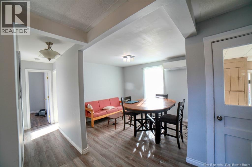 996-998 Riverside Drive, Bathurst, New Brunswick  E2A 2M7 - Photo 8 - NB129602