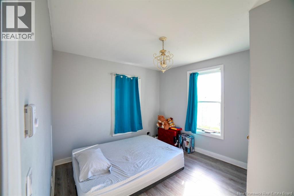 996-998 Riverside Drive, Bathurst, New Brunswick  E2A 2M7 - Photo 9 - NB129602