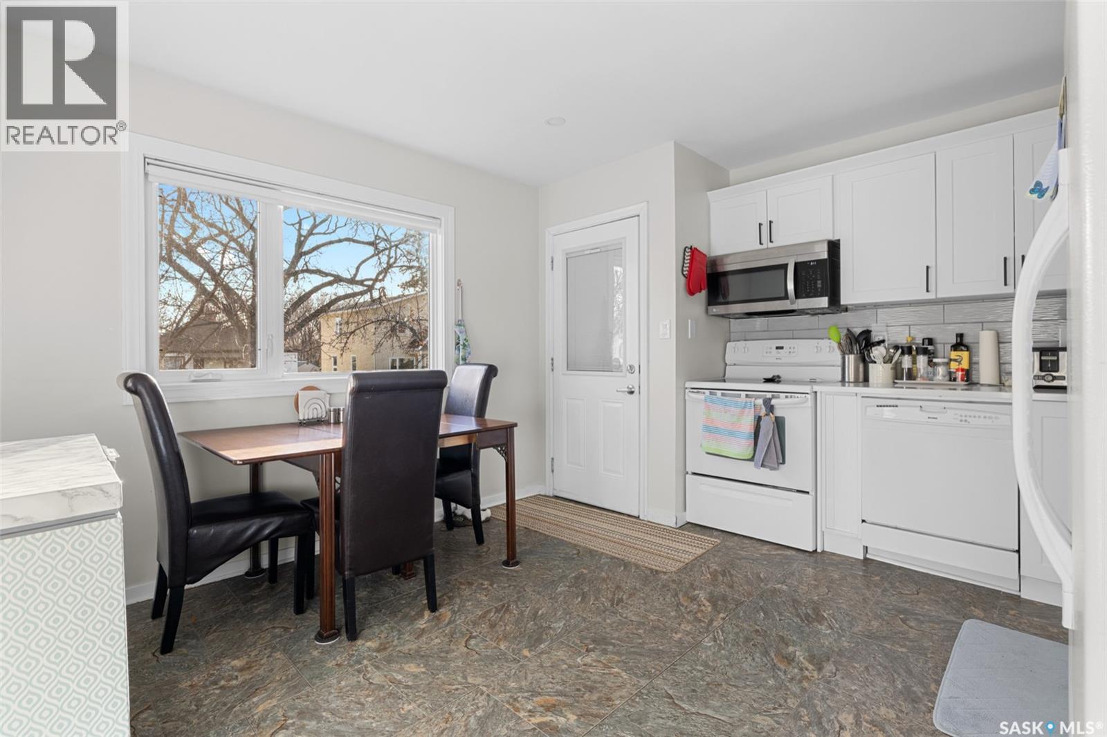 2724 Mcdonald Street, Regina, Saskatchewan  S4N 2Z8 - Photo 7 - SK023969