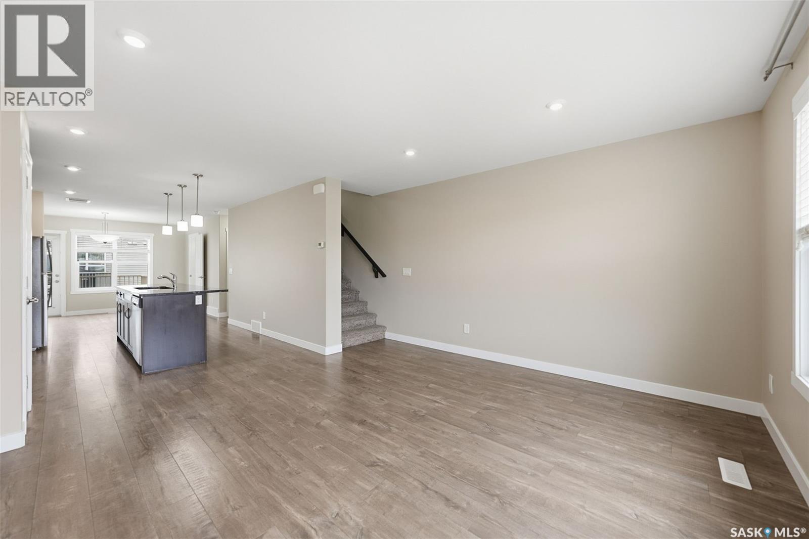 560 Pringle Crescent, Saskatoon, Saskatchewan  S7T 0W9 - Photo 14 - SK023966