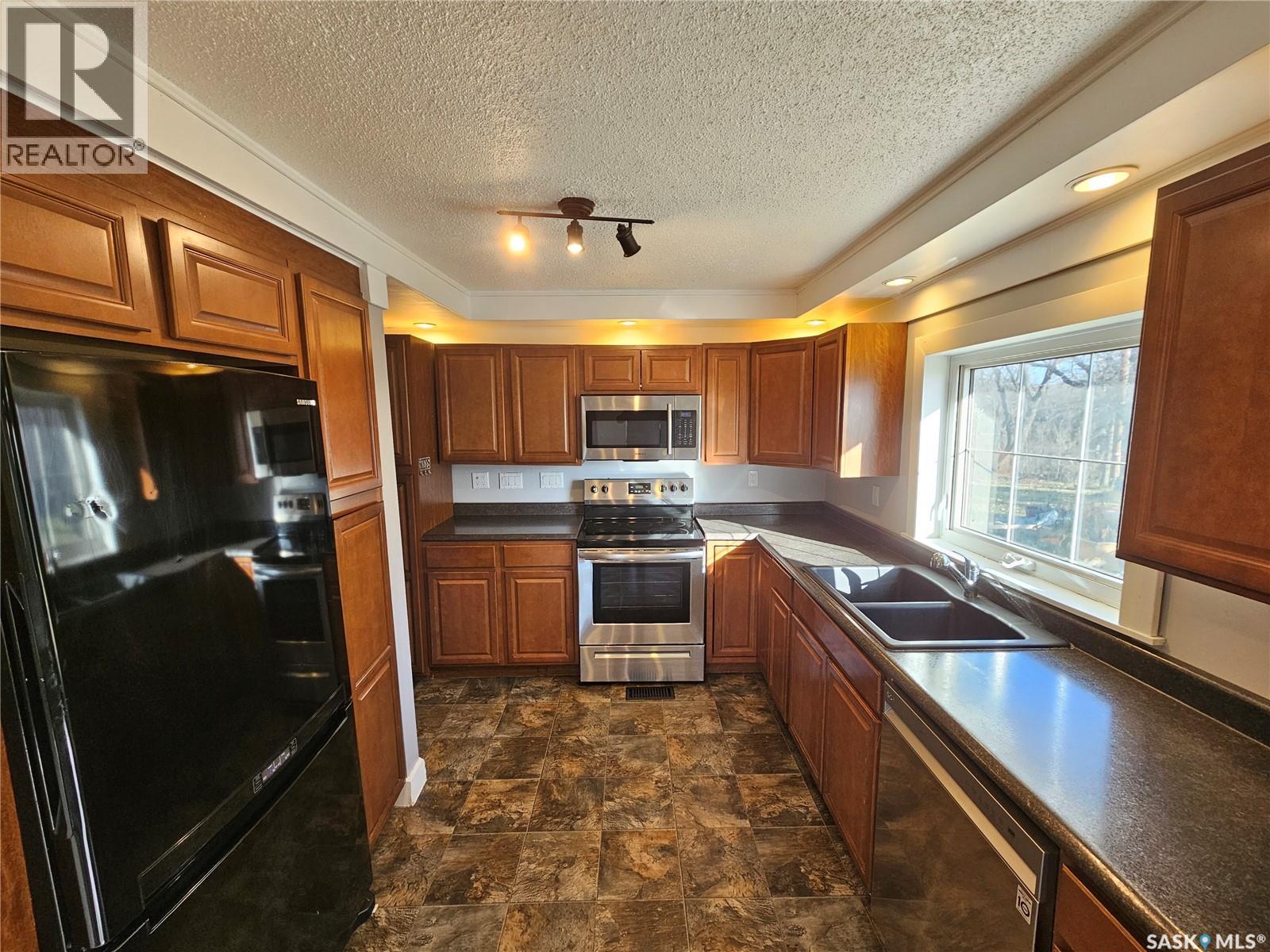 503 Souris Avenue E, Carlyle, Saskatchewan  S0C 0R0 - Photo 24 - SK023931