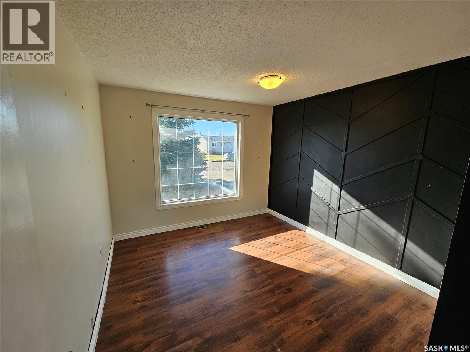 503 Souris Avenue E, Carlyle, Saskatchewan  S0C 0R0 - Photo 39 - SK023931