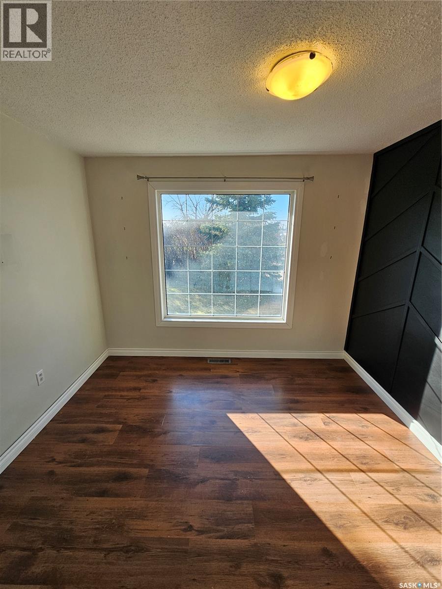 503 Souris Avenue E, Carlyle, Saskatchewan  S0C 0R0 - Photo 40 - SK023931