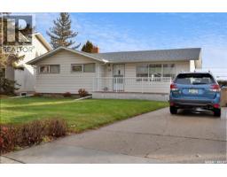 25 Cameron Crescent Parliament Place, Regina, Ca