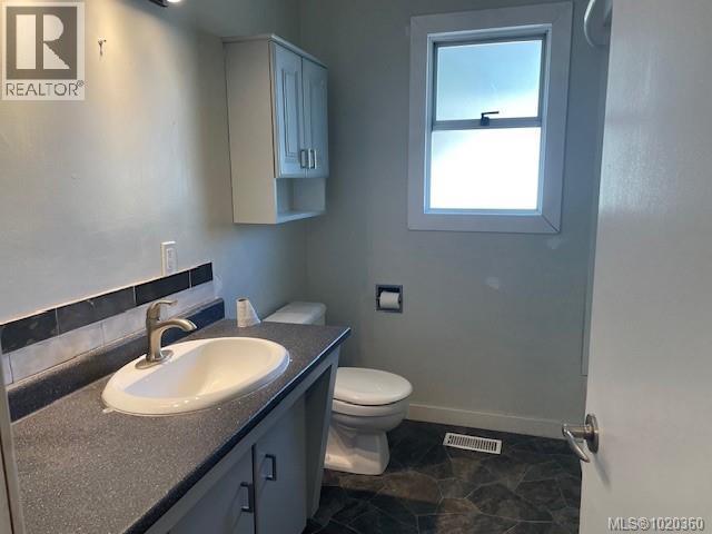 1746 Fitzgerald Ave, Courtenay, British Columbia  V9N 2S7 - Photo 10 - 1020360