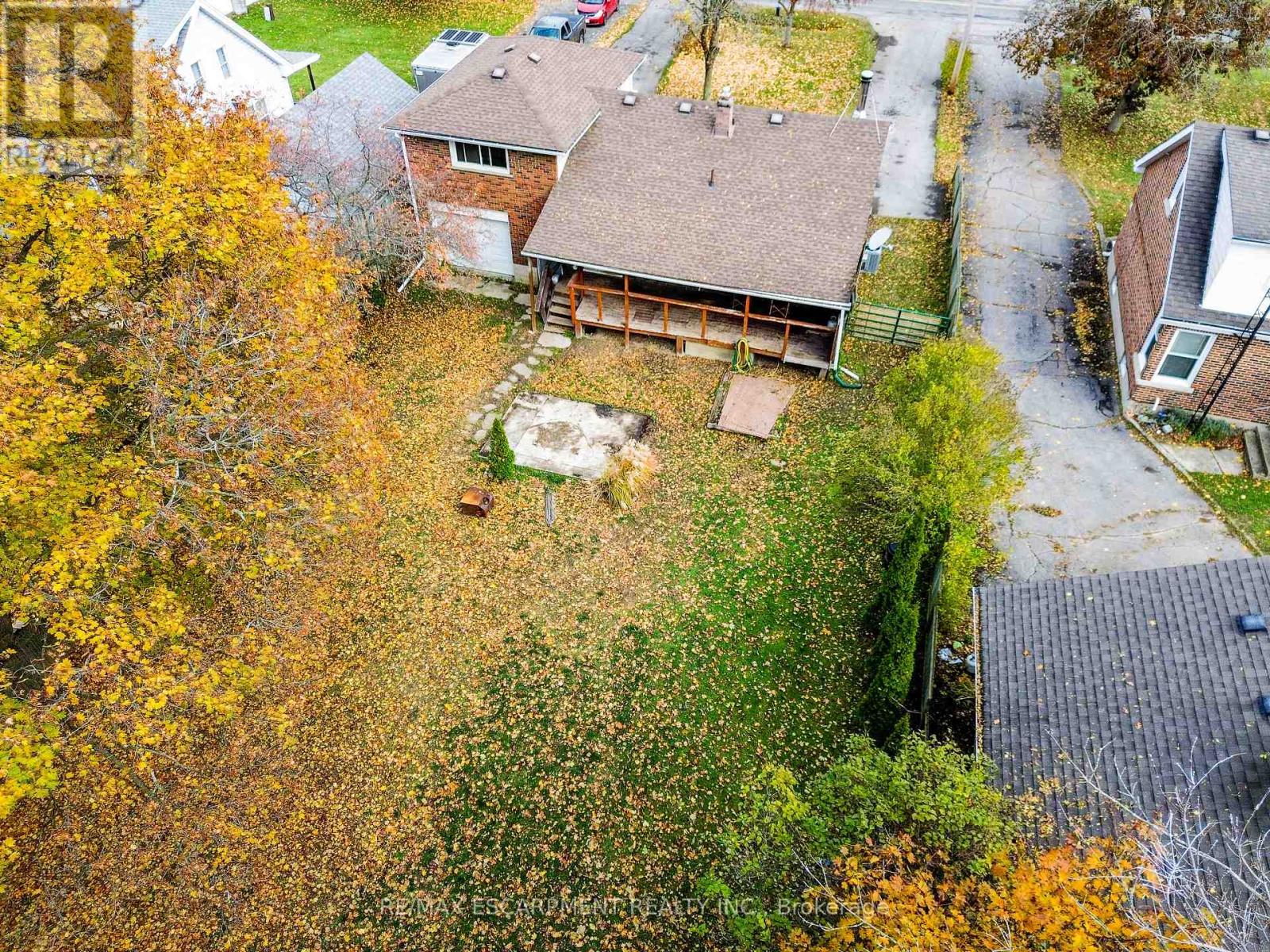 67 Blossom Avenue, Brantford, Ontario  N3T 5L9 - Photo 42 - X12540632