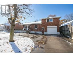67 BLOSSOM AVENUE, Brantford, Ontario