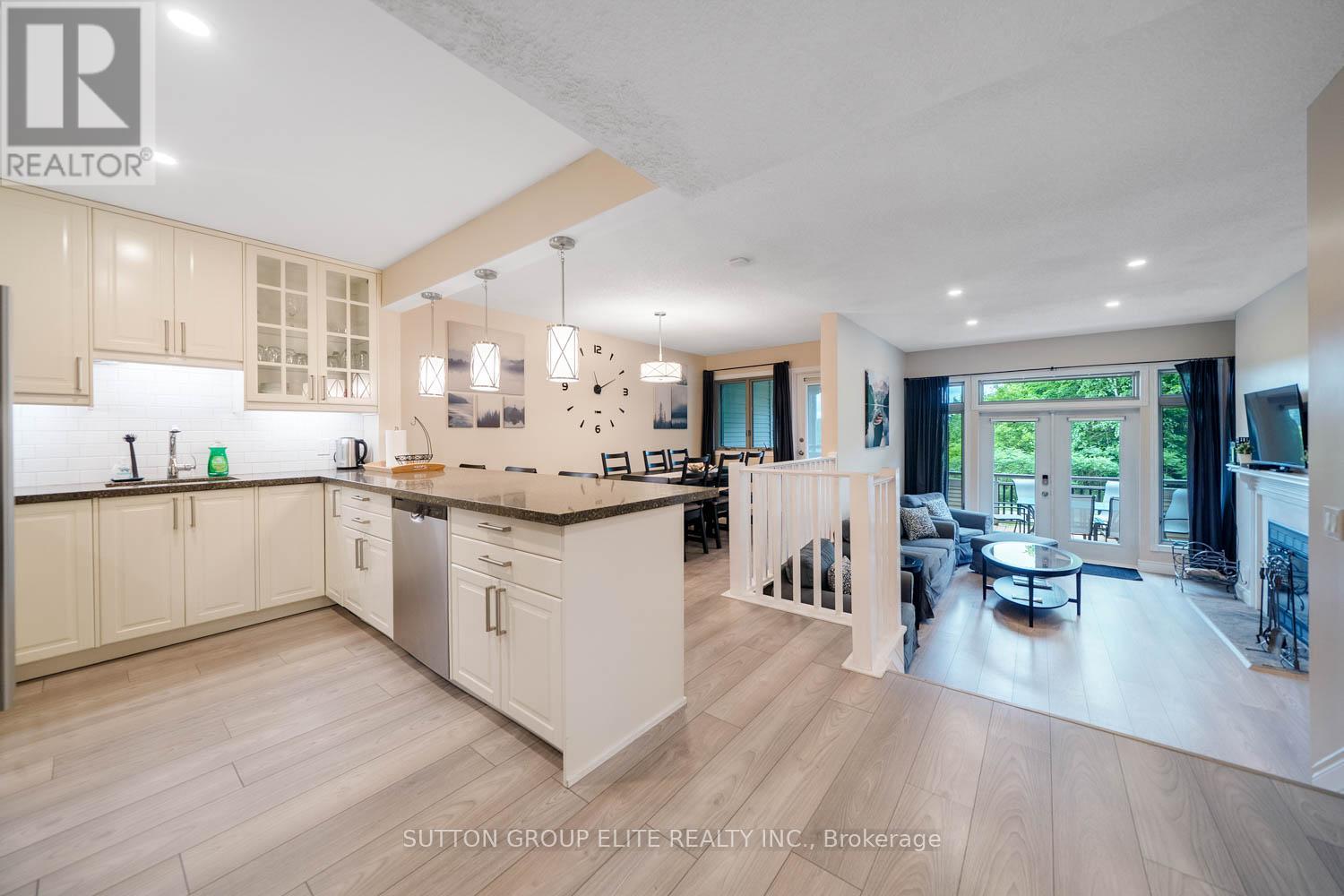 16 - 1611 Grandview Hilltop Drive, Huntsville, Ontario  P1H 2J5 - Photo 4 - X12540706