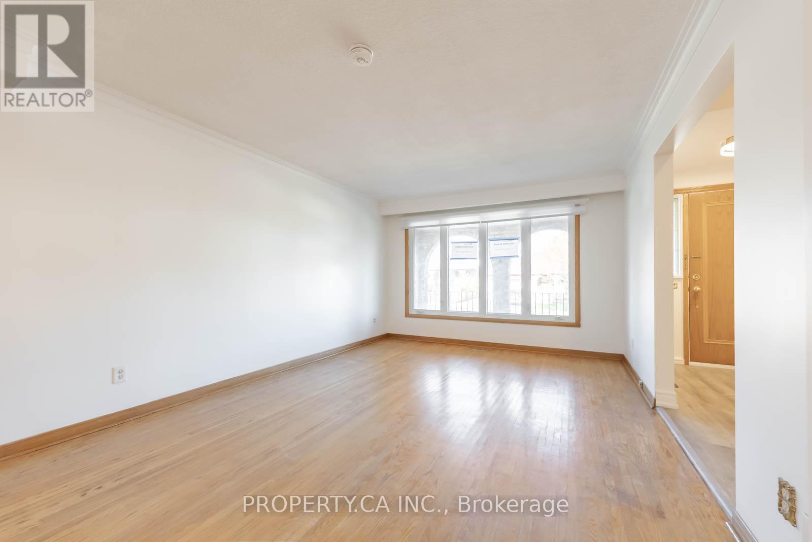 Main - 15 Riant Street, Toronto, Ontario  M1M 3S8 - Photo 10 - E12540718