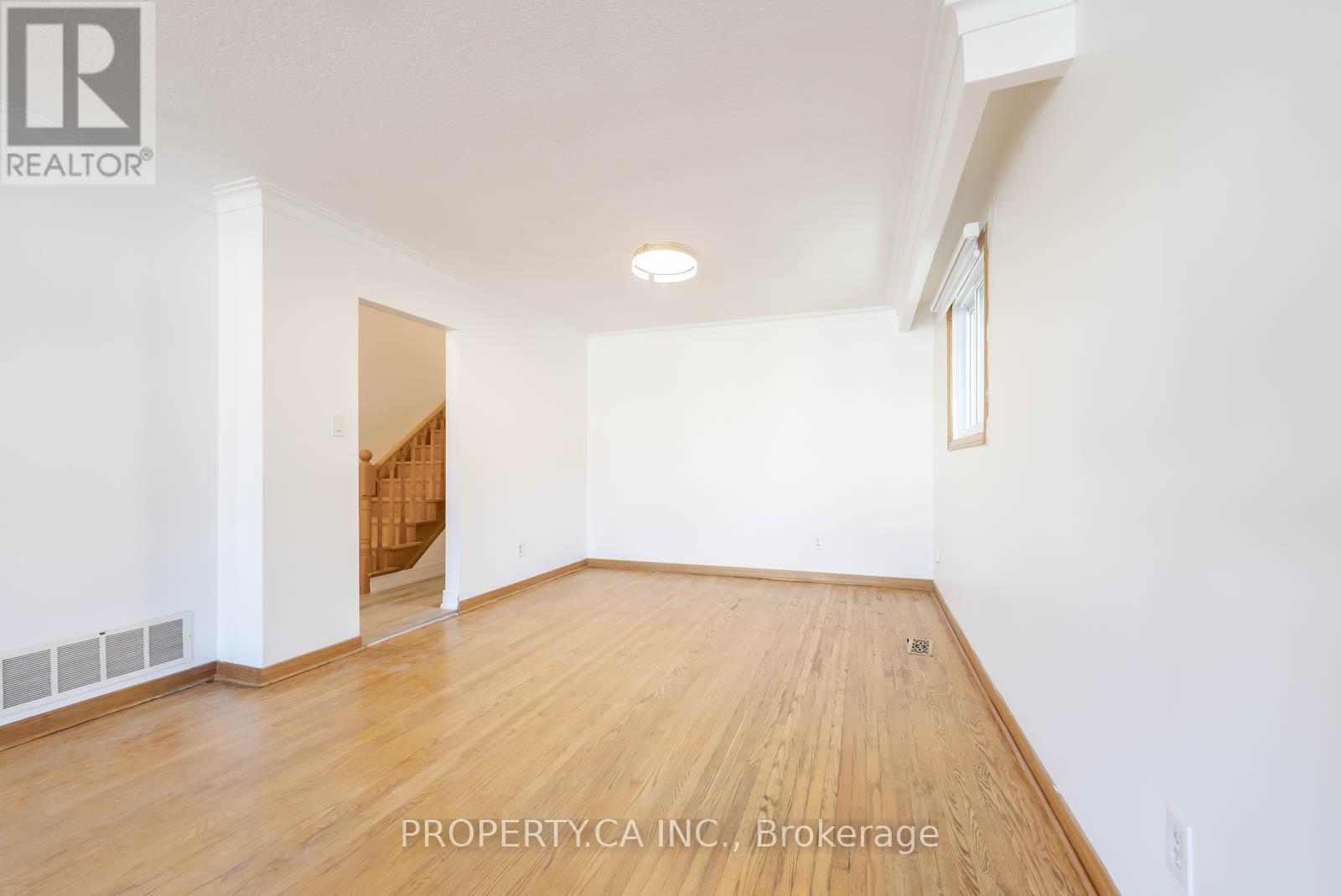 Main - 15 Riant Street, Toronto, Ontario  M1M 3S8 - Photo 14 - E12540718