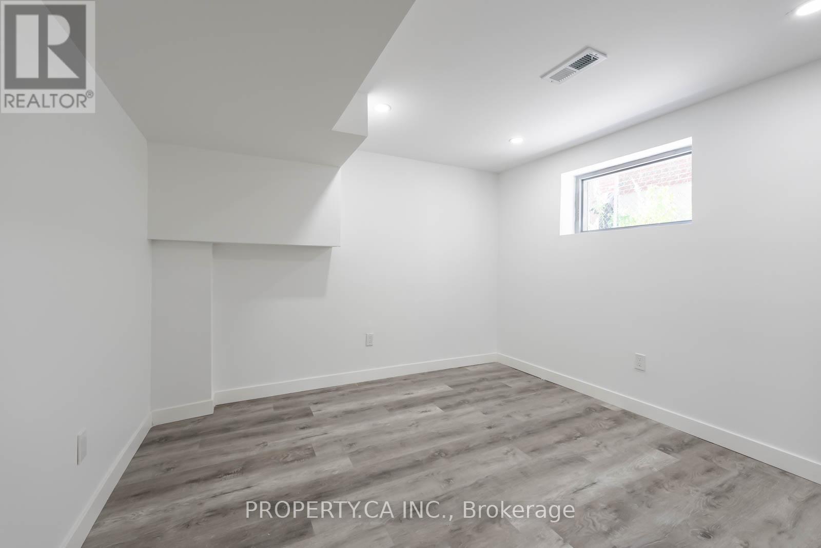 Bsmnt A - 15 Riant Street, Toronto, Ontario  M1M 3S8 - Photo 14 - E12540734