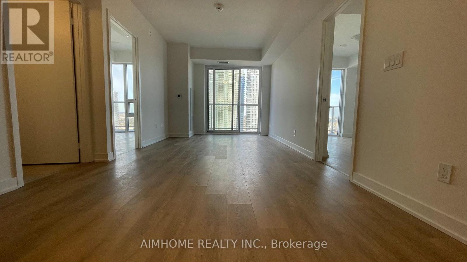 2208 - 2033 Kennedy Road, Toronto, Ontario  M1T 0B9 - Photo 3 - E12540758