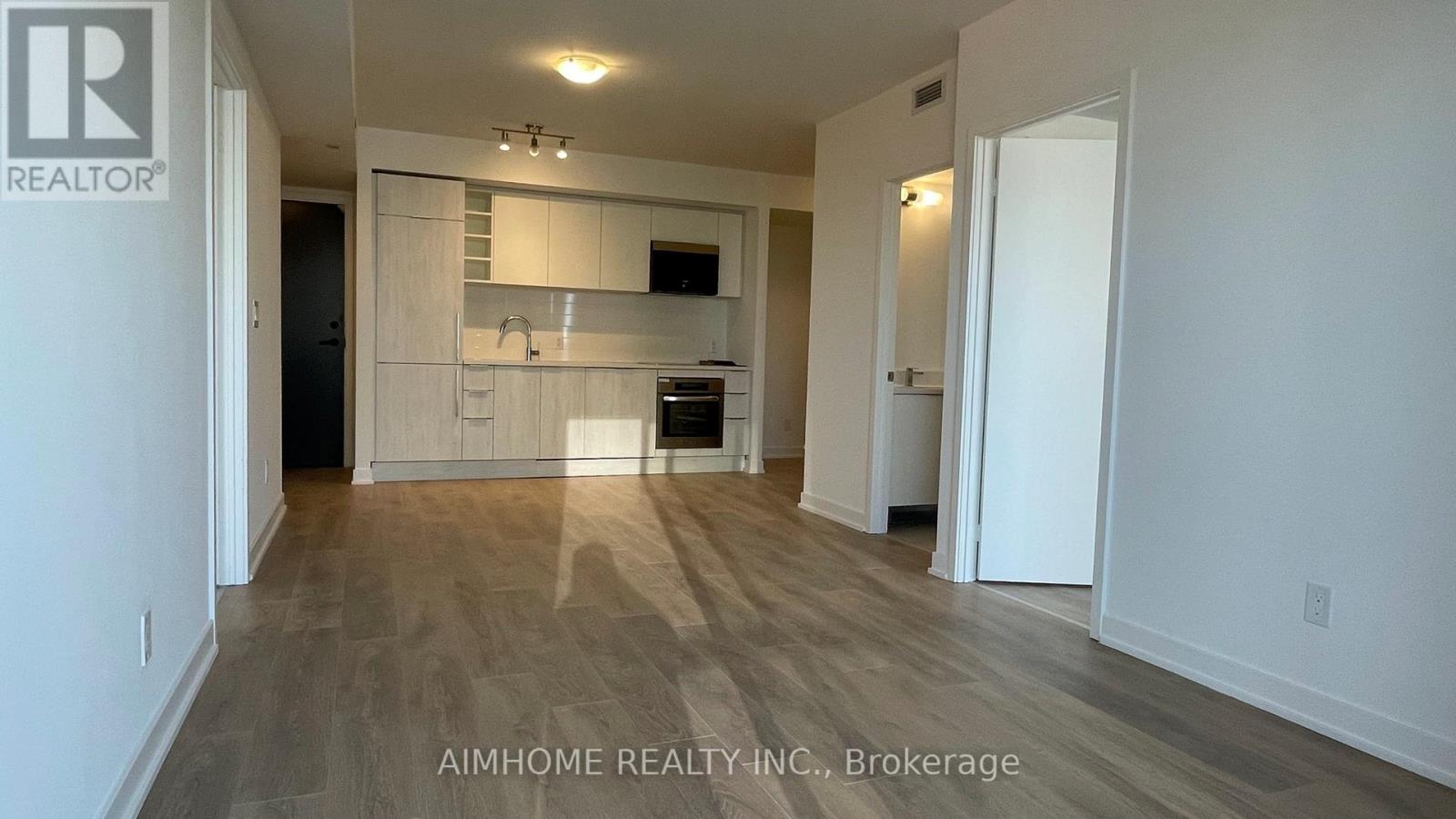 2208 - 2033 Kennedy Road, Toronto, Ontario  M1T 0B9 - Photo 4 - E12540758