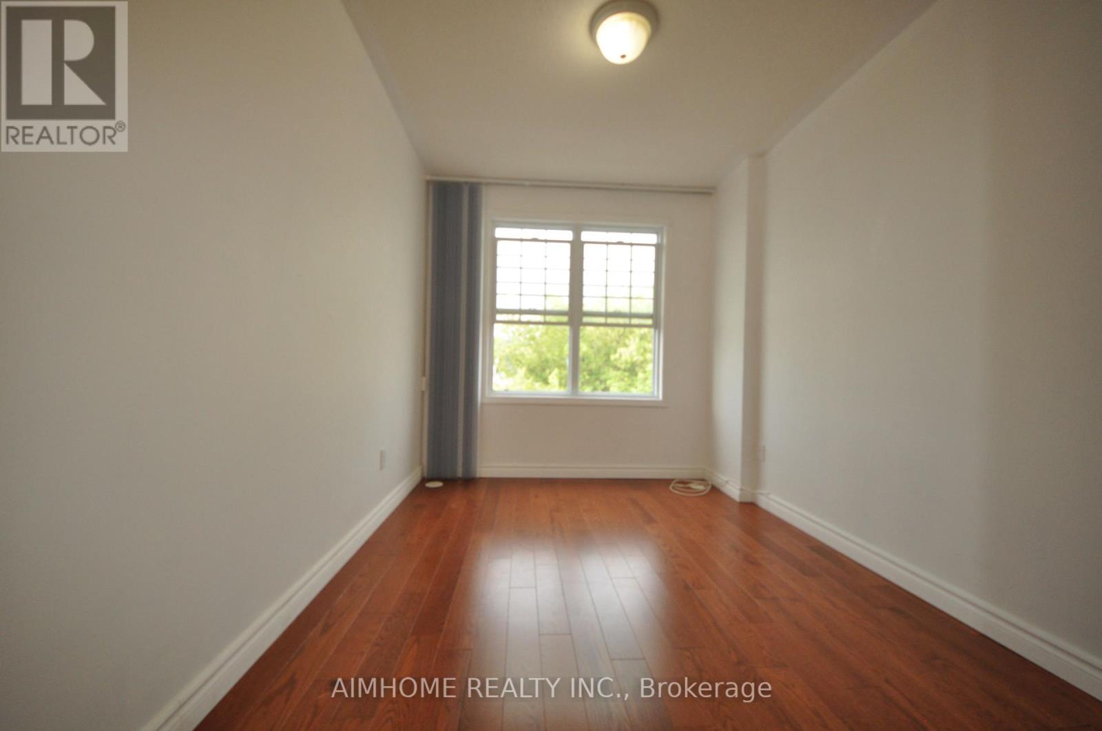 311 - 15 Strangford Lane, Toronto, Ontario  M1L 0E5 - Photo 5 - E12540798