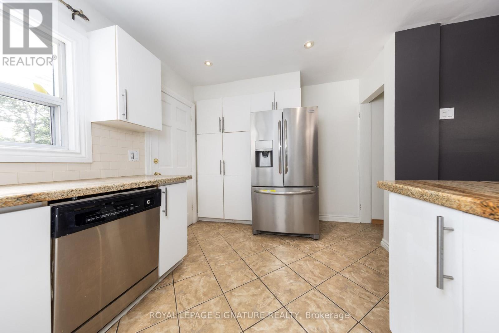 43 Torrens Avenue, Toronto, Ontario  M4K 2H9 - Photo 16 - E12540806