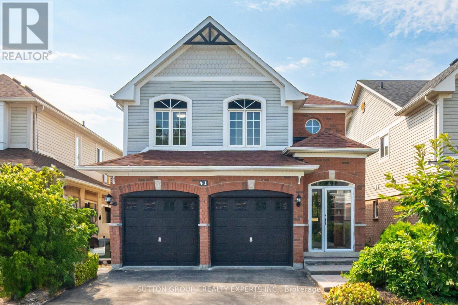 41 SOLMAR AVENUE, Whitby, Ontario