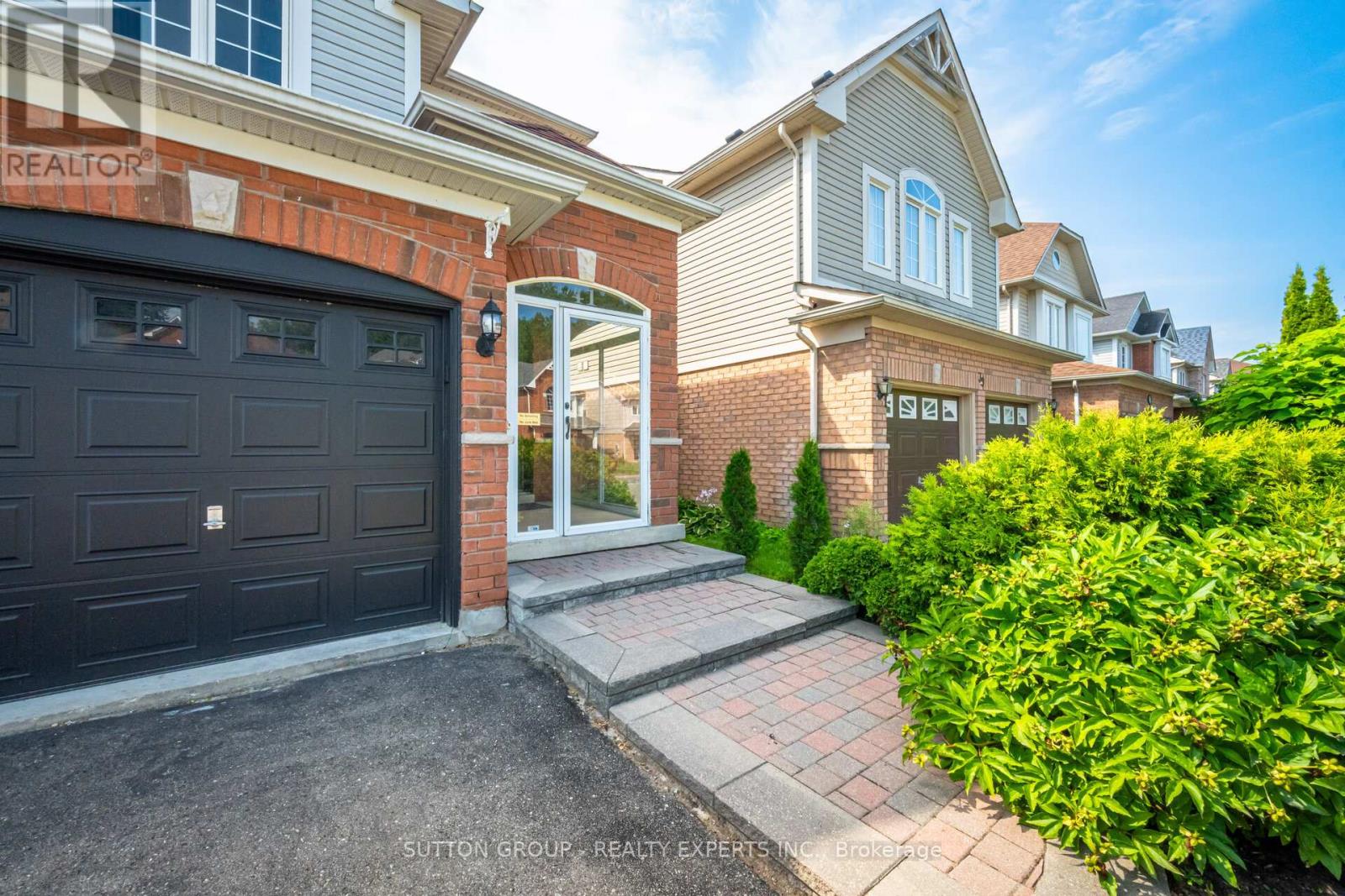 41 Solmar Avenue, Whitby, Ontario  L1R 2Z6 - Photo 4 - E12540834