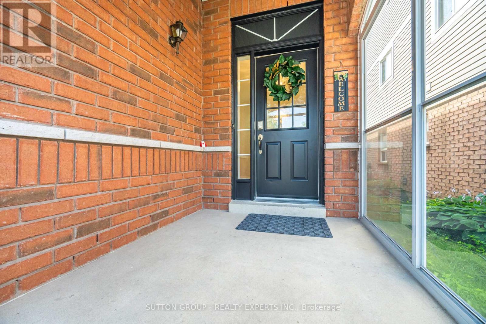 41 Solmar Avenue, Whitby, Ontario  L1R 2Z6 - Photo 5 - E12540834