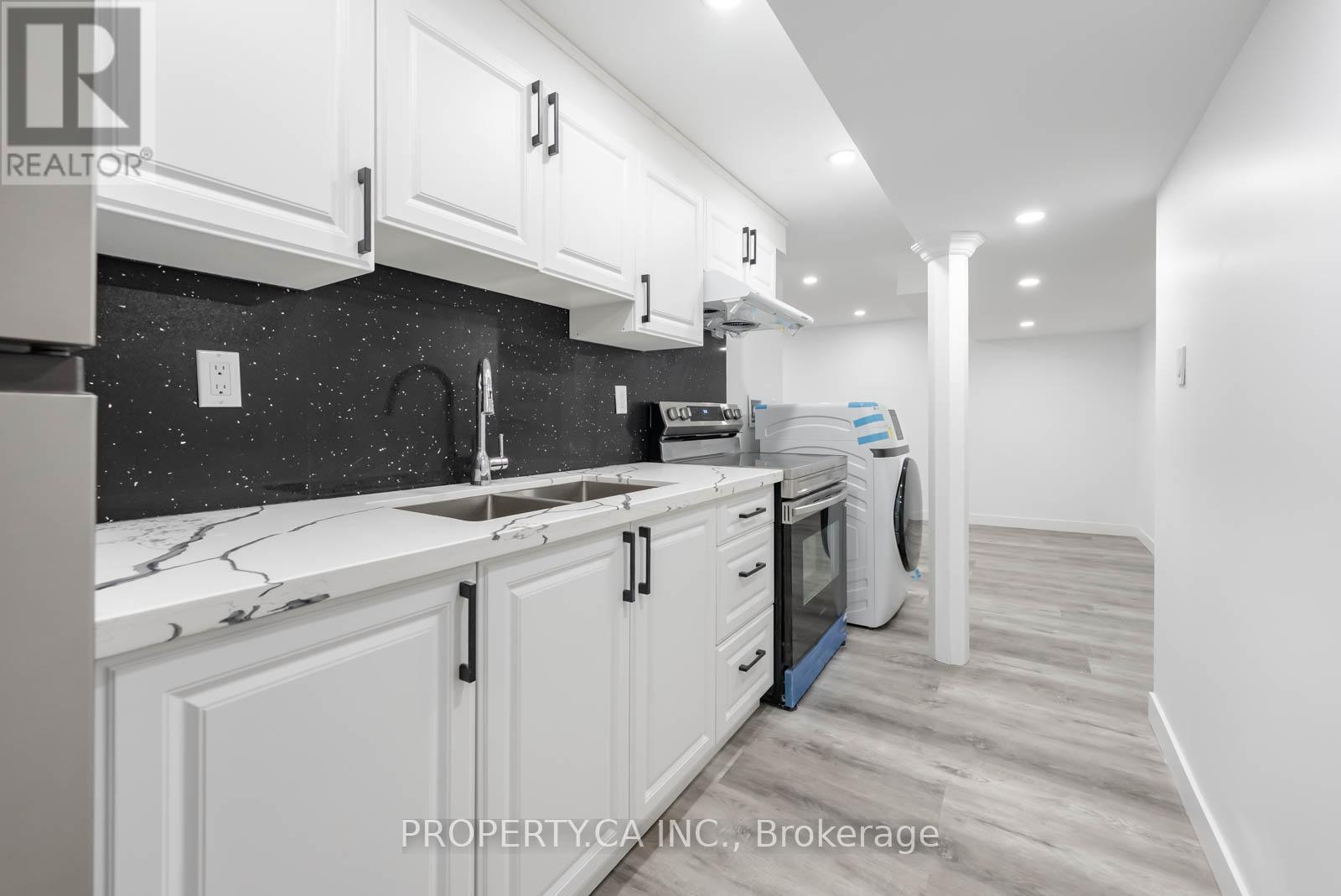 Bsmnt B - 15 Riant Street, Toronto, Ontario  M1M 3S8 - Photo 11 - E12540880