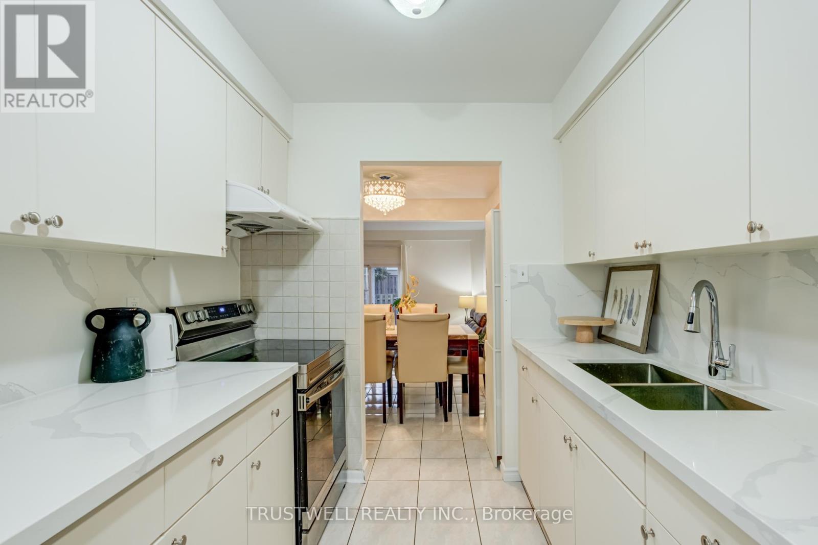 44 Caronia Square, Toronto, Ontario  M1B 2Z8 - Photo 15 - E12540896