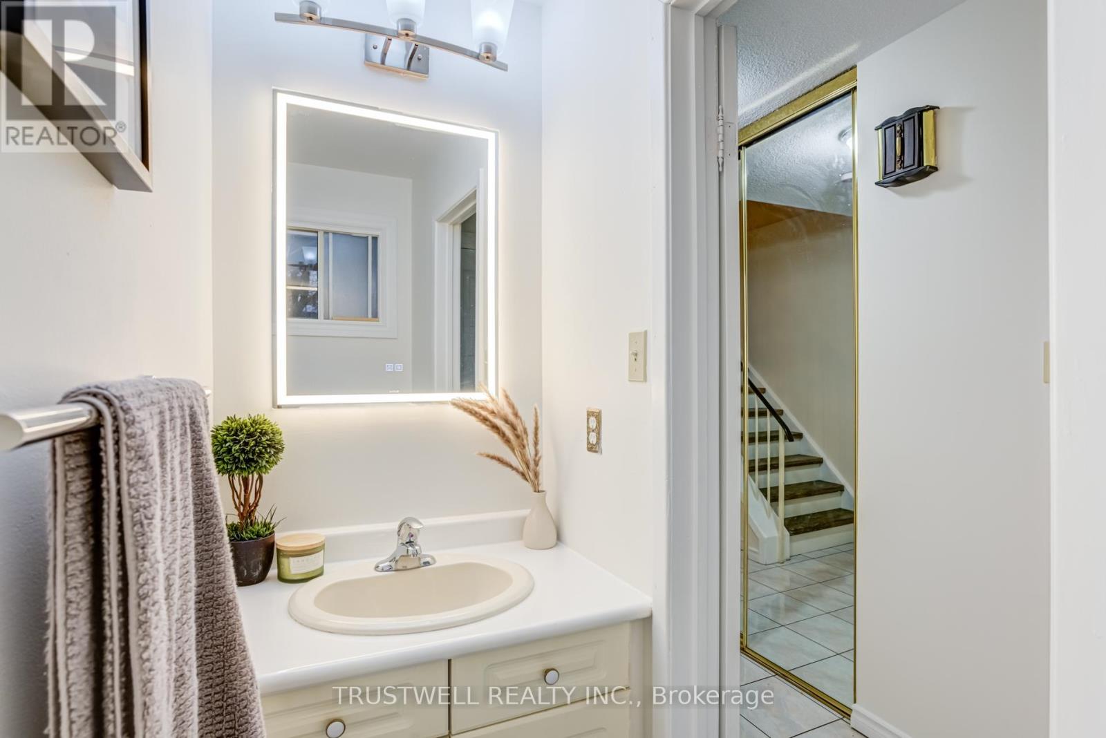 44 Caronia Square, Toronto, Ontario  M1B 2Z8 - Photo 16 - E12540896